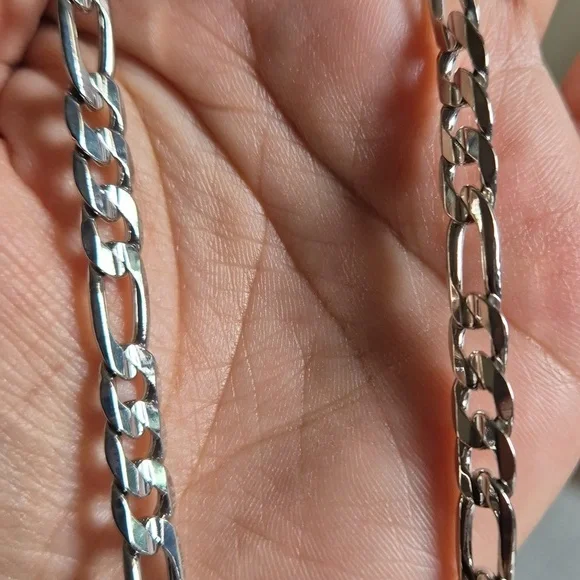 Chain - Picture 2 of 3